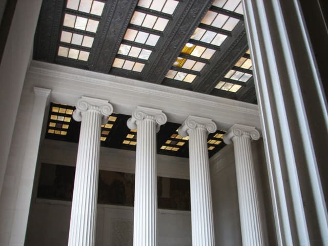 Roof of the Lincoln Monument