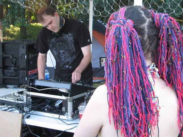 Brian spinning while Sarah watches