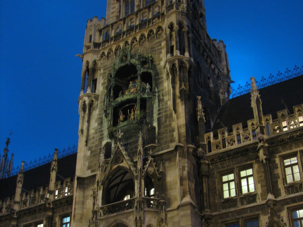 Glockenspiel at dusk