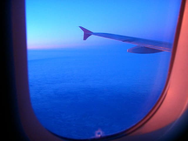 Flying to Minneapolis on way to Iowa