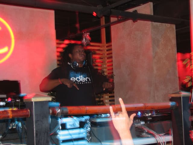 Donald Glaude