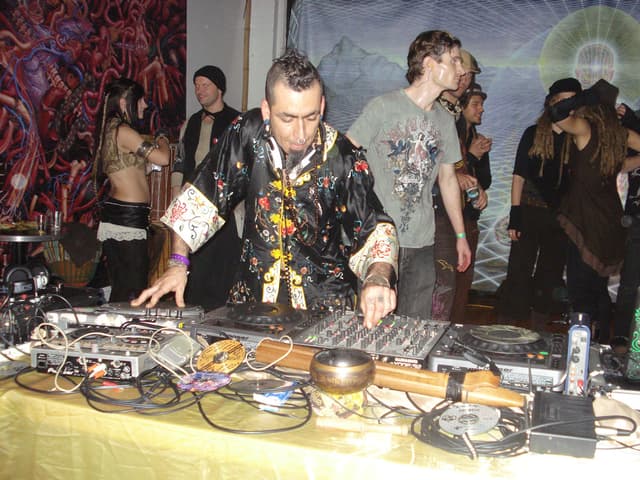 DJ from Lara's point of view