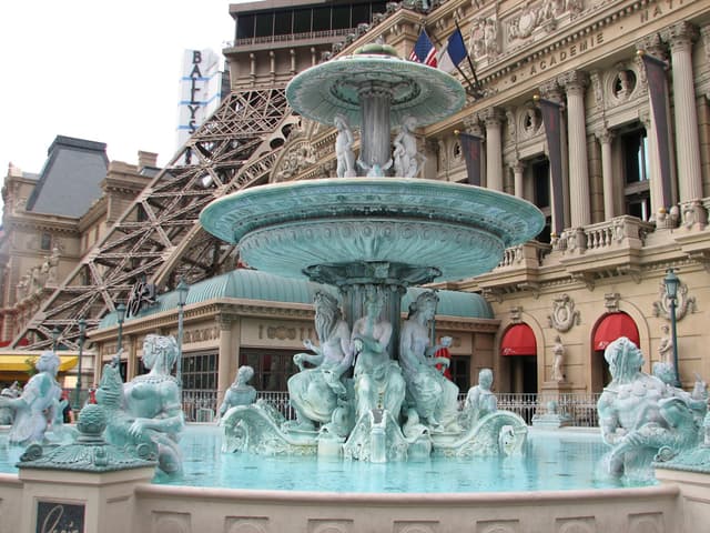 Paris fountain