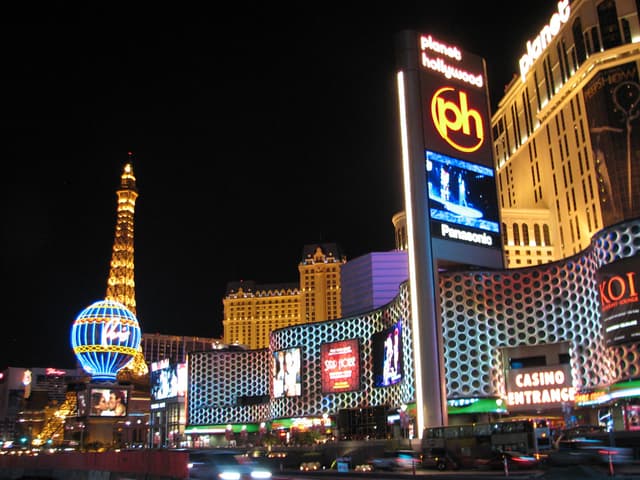 Planet Hollywood & Paris
