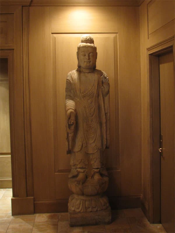 Statue